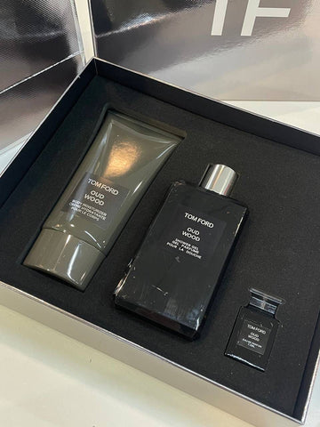 TOM FORD 3IN1 SET (TF OUD WOOD EDP 7.5ML,SHOWER GEL 250ML,BODY MOISTURIZER 150ML) WPB