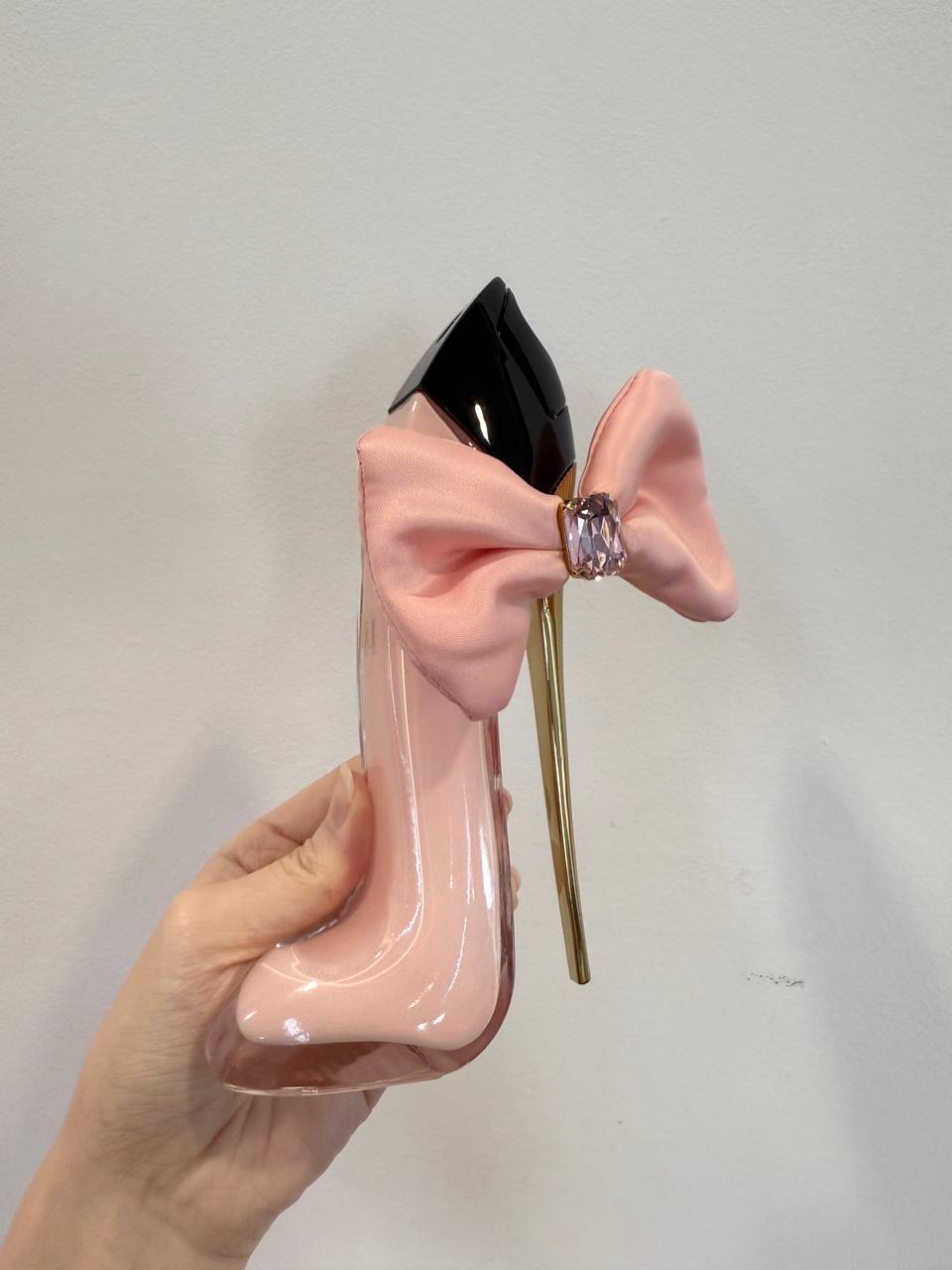 CAROLINA HERRERA GOOD GIRL BLUSH BOWTASTIC EDP 80ML (PINK)