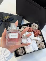 EXCLUSIVE MISS DIOR SET (WITH ENGRAVE)